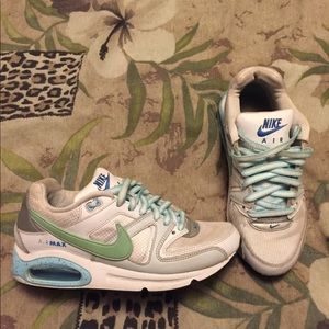 Nike Air Max Command